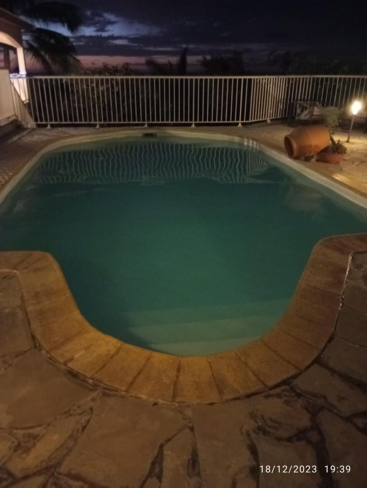 Leu Doux Bruit Des Vagues Apartment Saint-Leu Bagian luar foto